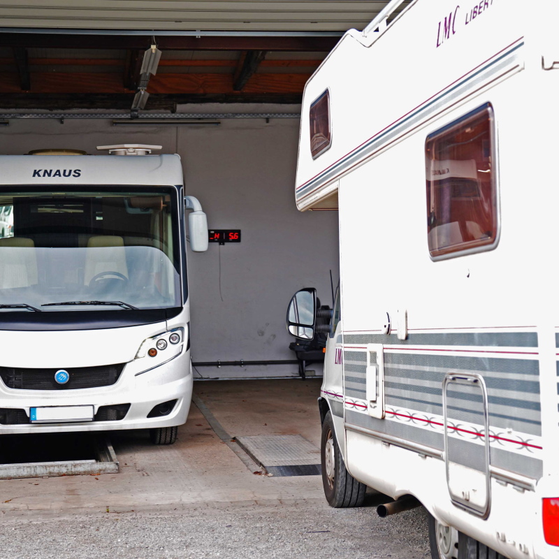 Lkw & Wohnmobile